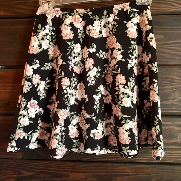 2-for-1 Forever 21 Skirts! - Picture 4 of 4